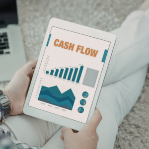 Image of a small business owner tip by tracking cash flow